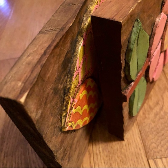 Hand carved wooden wall hangings - Picture 6 of 6